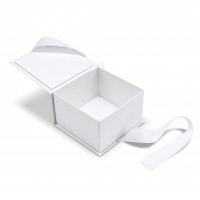 Caja blanca 12 x 12 x 7,5 cm