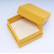 Caja de color amarillo  7 x 7 x 5 cm 