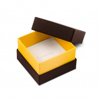 Caja marrón 7 x 7 x 5 cm