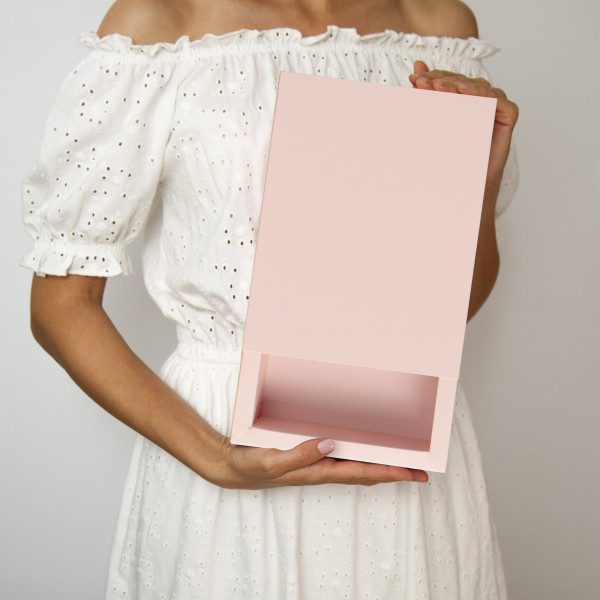 Caja rosa 24 x 18 x 5 cm